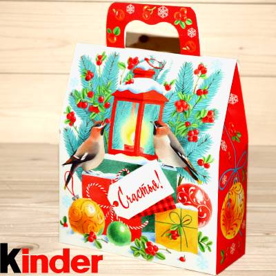 Киндер-подарок в картонной упаковке 2026 в Кубинке