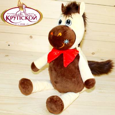 Сладкий новогодний подарок от фабрики имени Крупской в мягкой игрушке в Кубинке